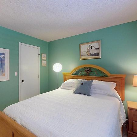 North Breakers - Unit 202, Wood Ave Villa East End Bagian luar foto